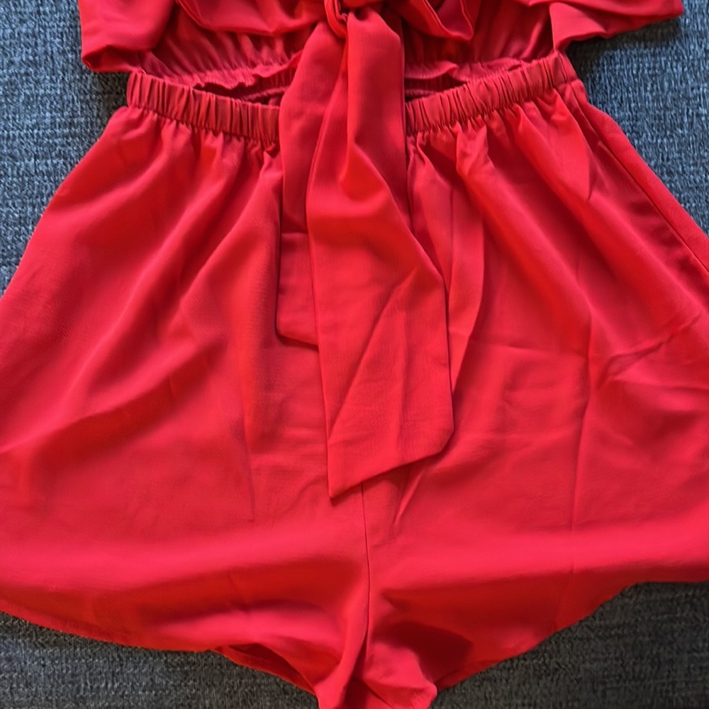 Romper - Picture 3 of 4